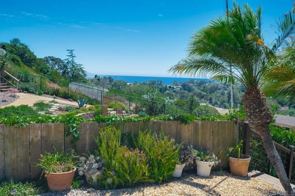 https://cdn.realtyfeed.com/cdn/127/306530478/4407e57690a4f72f8c34f2a251028b21.webp
