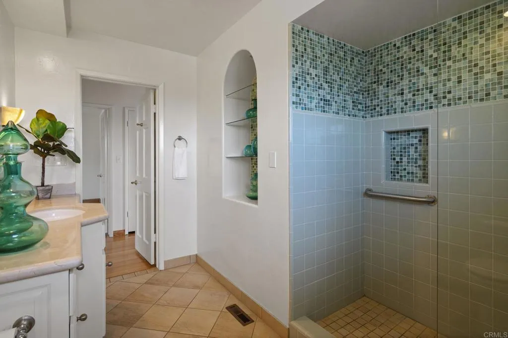 https://cdn.realtyfeed.com/cdn/127/306530478/6fe99e6d8b01bf4314039be39c898809.webp