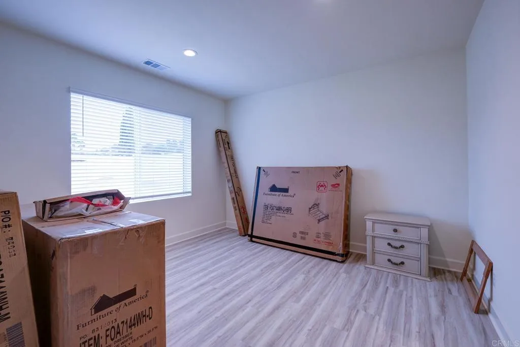 https://cdn.realtyfeed.com/cdn/127/306530482/170639e5a340ebb0fd815aabd5d2495c.webp