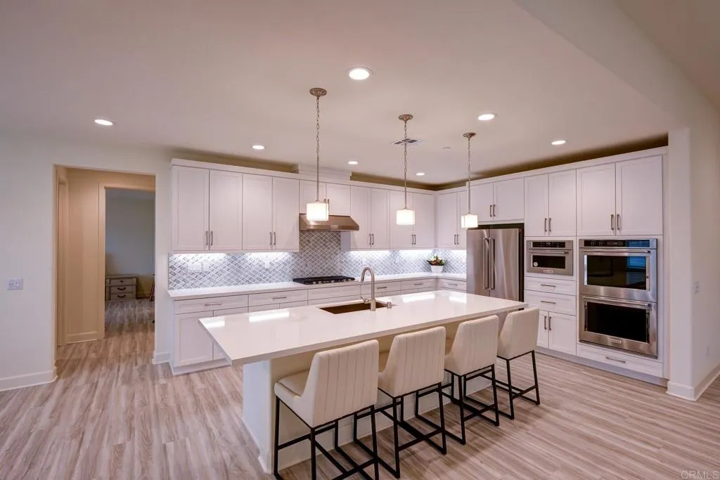 https://cdn.realtyfeed.com/cdn/127/306530482/54e05870cb2a59bc6725281ed4f96ed8.webp