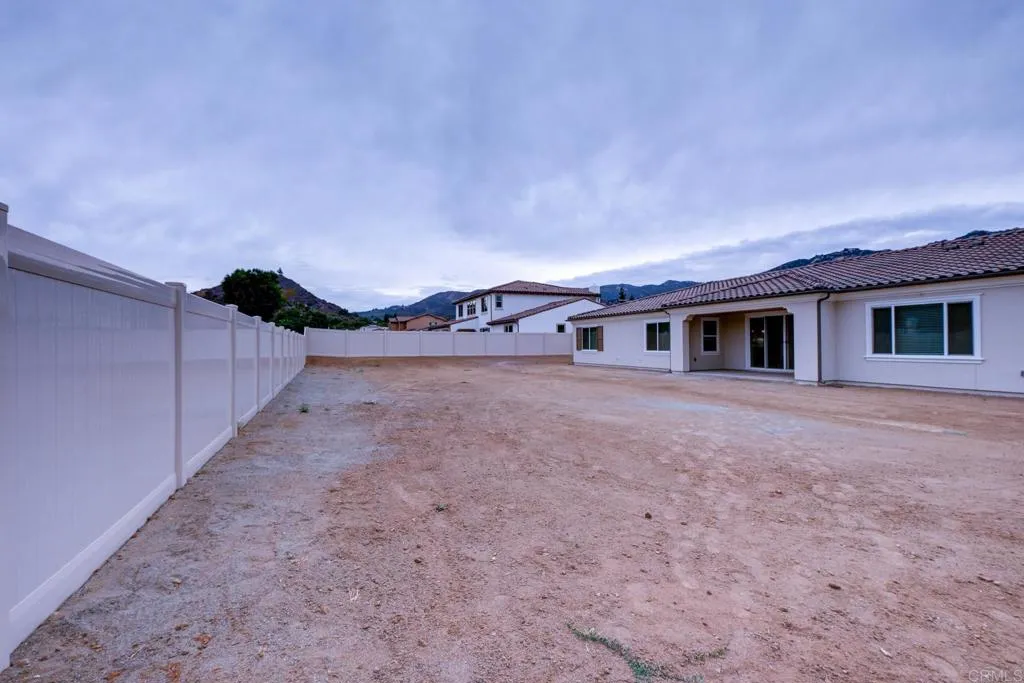 https://cdn.realtyfeed.com/cdn/127/306530482/67eb84f92c7b4bddf7ba65d440d8d6c8.webp
