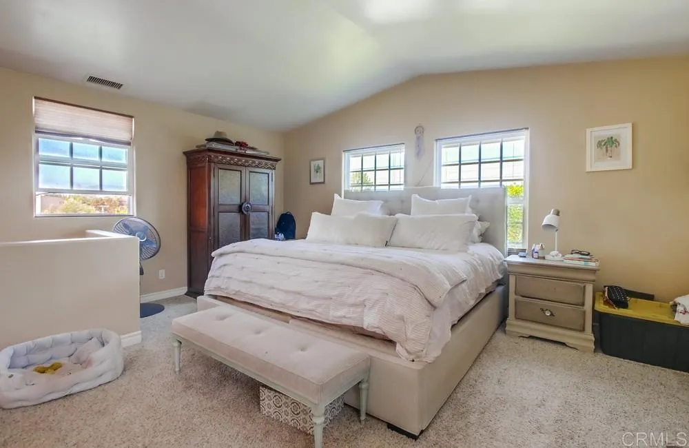 https://cdn.realtyfeed.com/cdn/127/306530488/a5b2e16f68be130dfbe1006db46b32de.webp