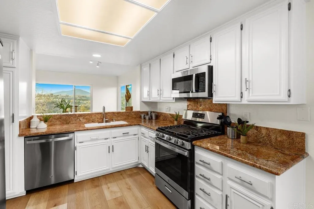 https://cdn.realtyfeed.com/cdn/127/306530538/23583b4d20675eaef961632082b275de.webp