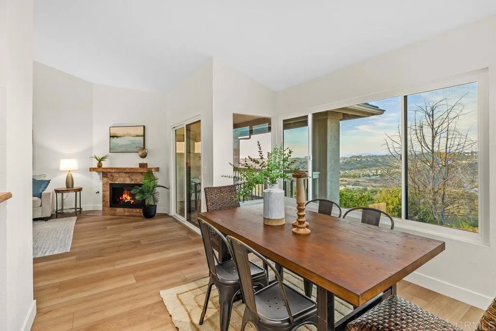 https://cdn.realtyfeed.com/cdn/127/306530538/31de289f14a771ef3312f3337dfcb1b7.webp