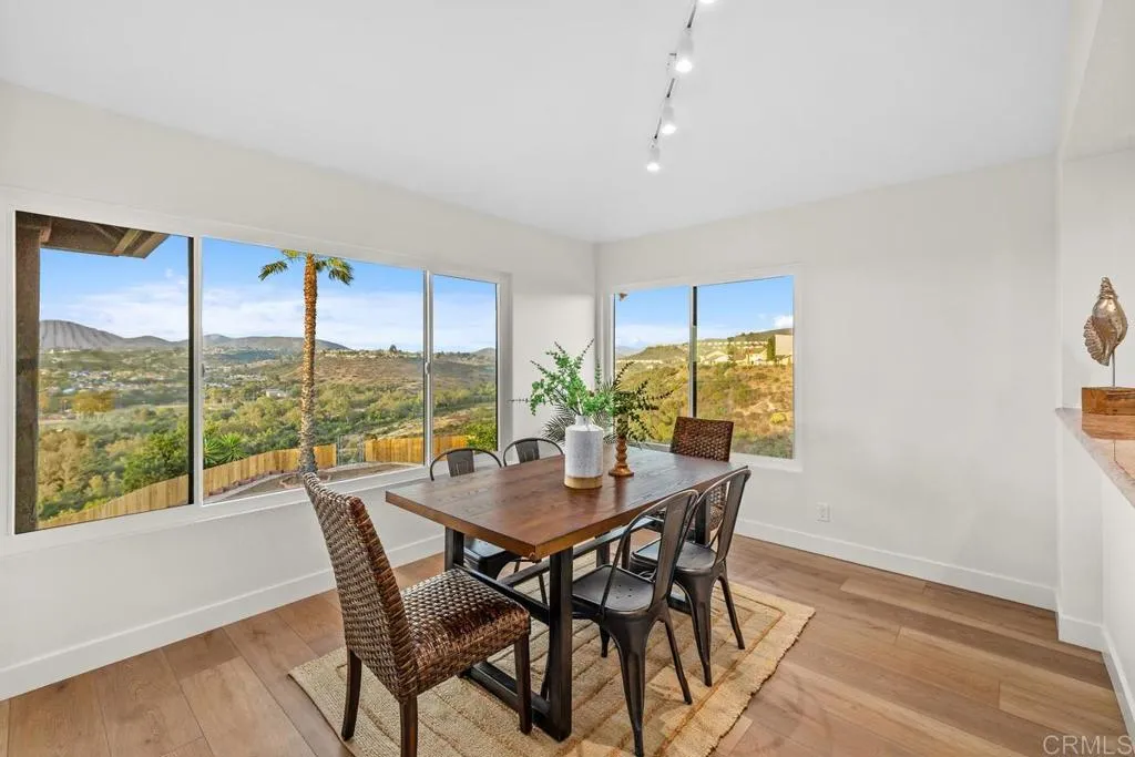 https://cdn.realtyfeed.com/cdn/127/306530538/4507b83e2455c8891e497027c5839120.webp
