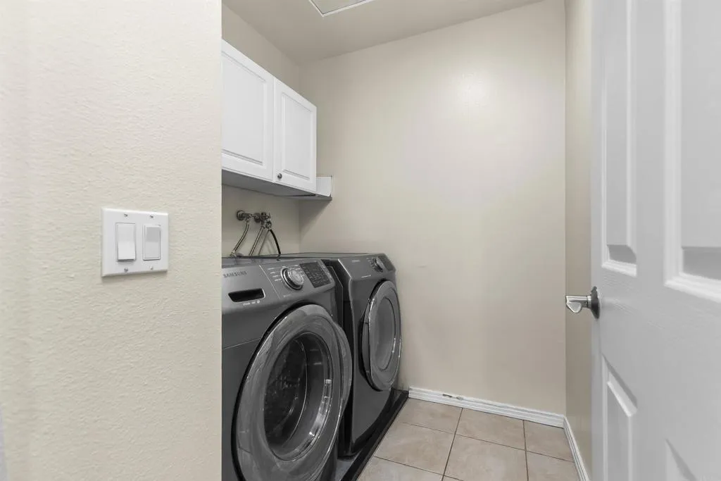 https://cdn.realtyfeed.com/cdn/127/306530583/2adcdf86ed6ef0006696823d7ddfe1b5.webp