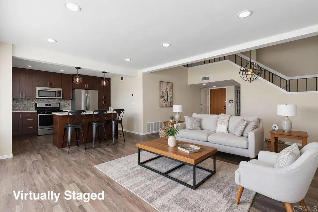 https://cdn.realtyfeed.com/cdn/127/306530583/c7f8a9cf984278c0eb76777fb11ffafc.webp
