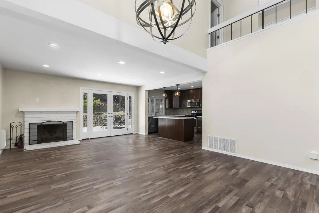 https://cdn.realtyfeed.com/cdn/127/306530583/ed2f8d1c3d437db0cb46f593620518a8.webp