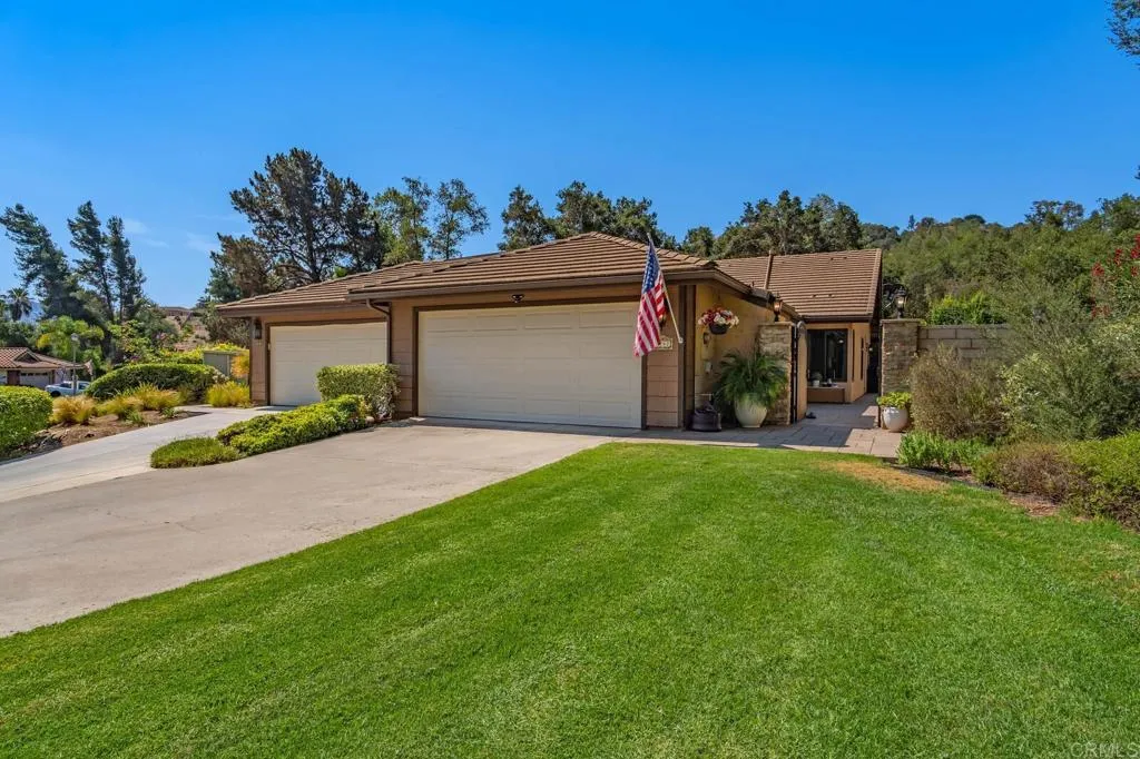 Browse active condo listings in PALA