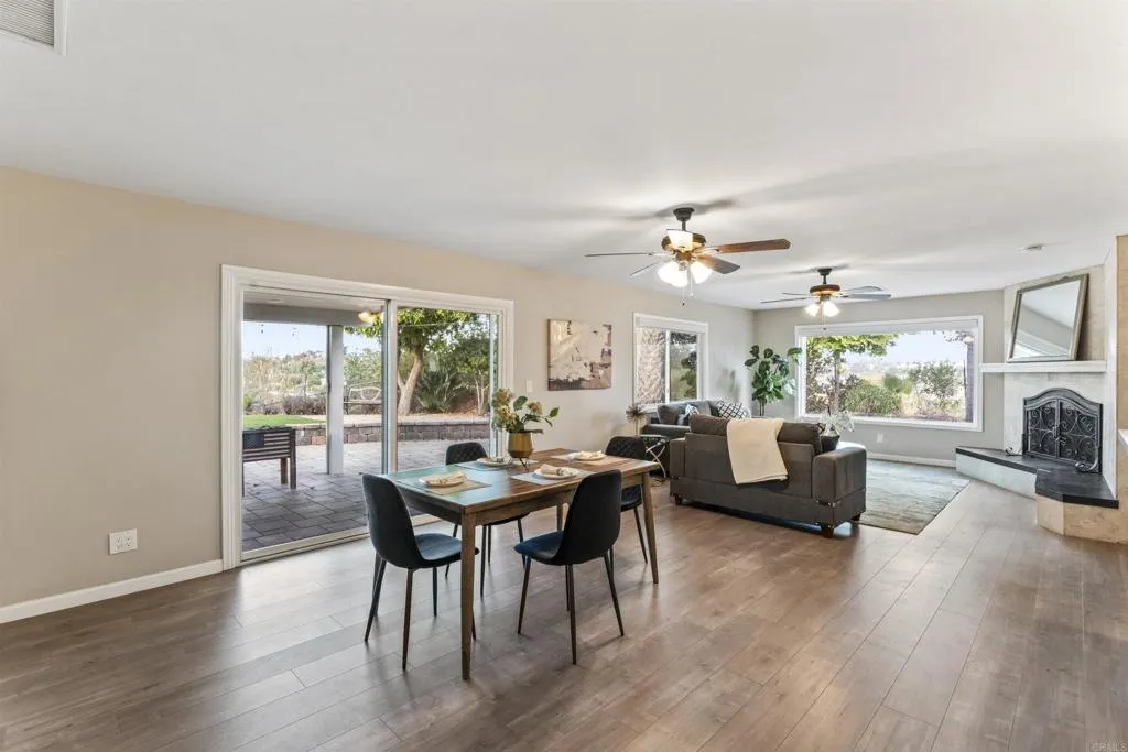 https://cdn.realtyfeed.com/cdn/127/306530608/05a969192dc828bc809e7b37d45f2e8b.webp