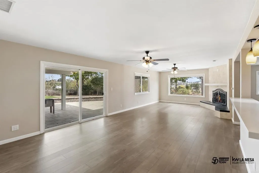 https://cdn.realtyfeed.com/cdn/127/306530608/1134a611a9aa30c750f90f92cb469706.webp