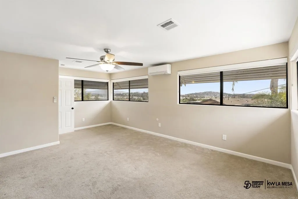 https://cdn.realtyfeed.com/cdn/127/306530608/50e694c03d405ae81d4fc8031b7a588f.webp