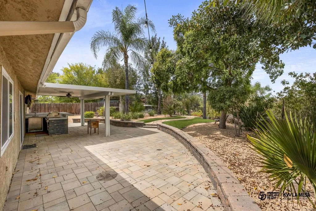 https://cdn.realtyfeed.com/cdn/127/306530608/55913f1362a6edb6fa88a42621579952.webp