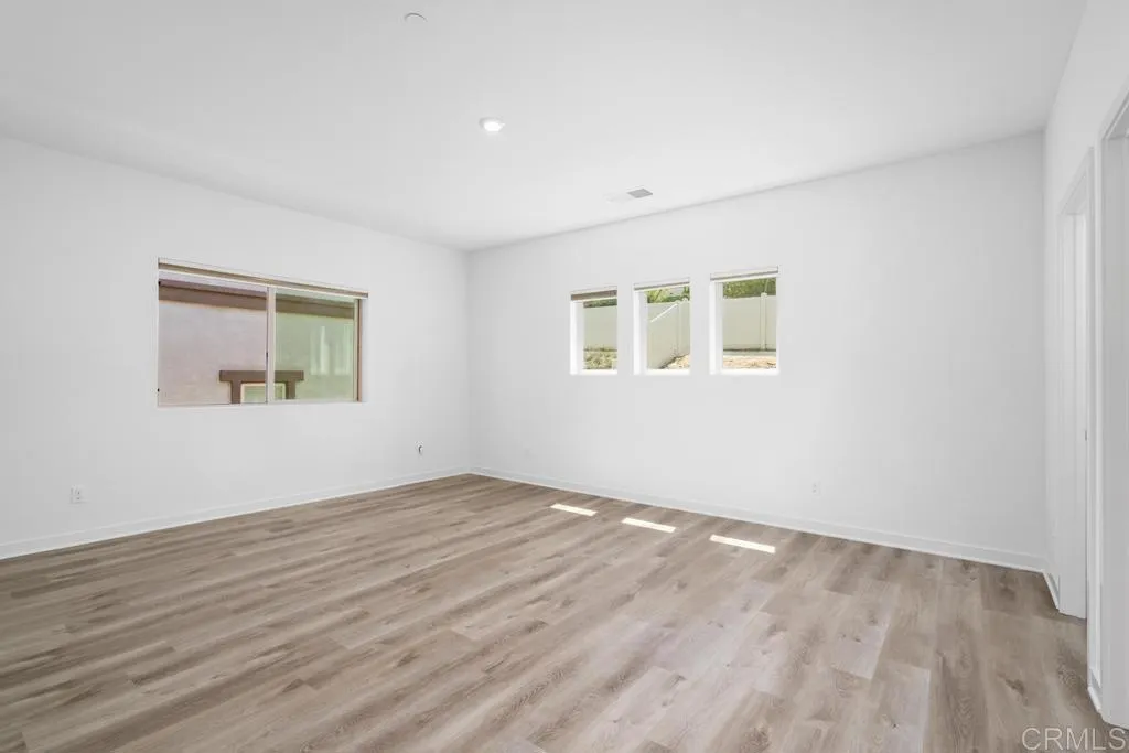 Photo #17: PTP2506577 Listing: Photo #17