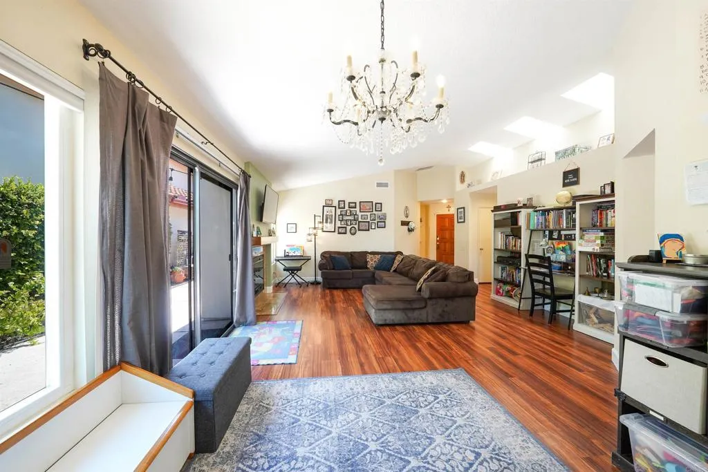 https://cdn.realtyfeed.com/cdn/127/306530645/124b018899fa3ca1c83222e88f753a0c.webp