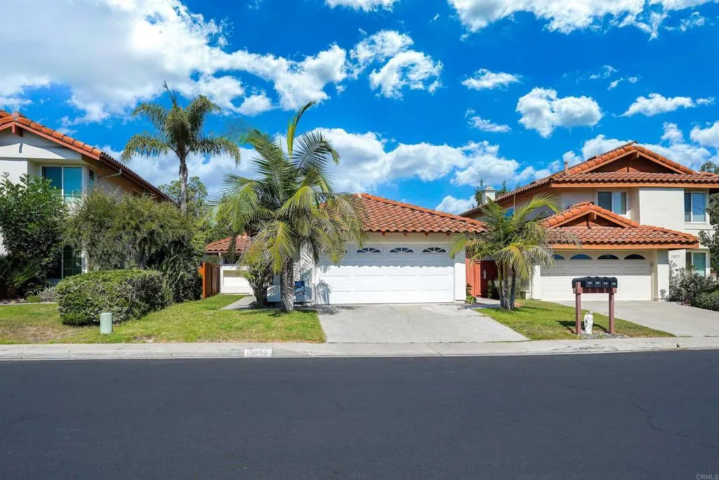 https://cdn.realtyfeed.com/cdn/127/306530645/203762ef1d290db36319ffe6ce9a80f0.webp
