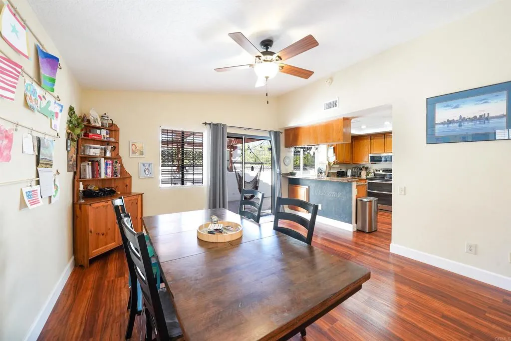 https://cdn.realtyfeed.com/cdn/127/306530645/c5bd1e1e7cba0c620f9bf92854c0566a.webp