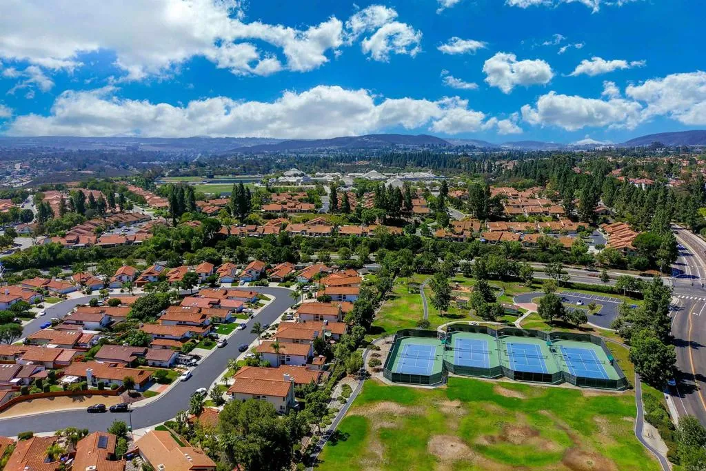 https://cdn.realtyfeed.com/cdn/127/306530645/decc35bcdc7c6c9c18007e20f22e8618.webp