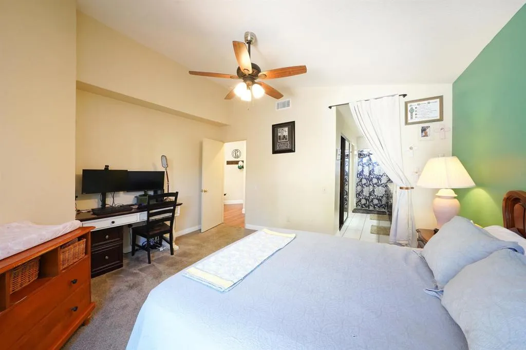 https://cdn.realtyfeed.com/cdn/127/306530645/e25028811d196edbc2235c6c4e262bf0.webp