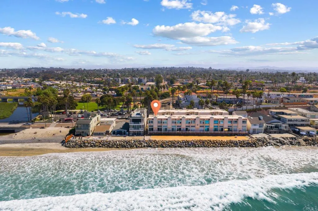 https://cdn.realtyfeed.com/cdn/127/306530652/0c3727337209159686a54b4b184cf0fc.webp