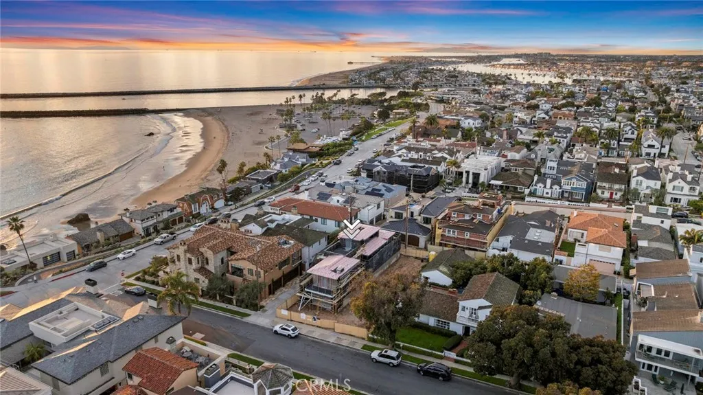 209 Narcissus Avenue, Corona del Mar, CA 92625 - Photo 4 of 51, Corona Del Mar, CA