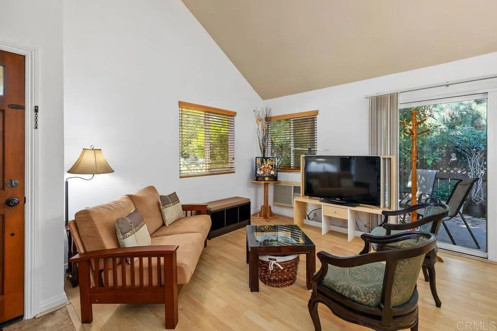 https://cdn.realtyfeed.com/cdn/127/306530812/2559dd05a3e2c7e84baf21cb906ebb21.webp