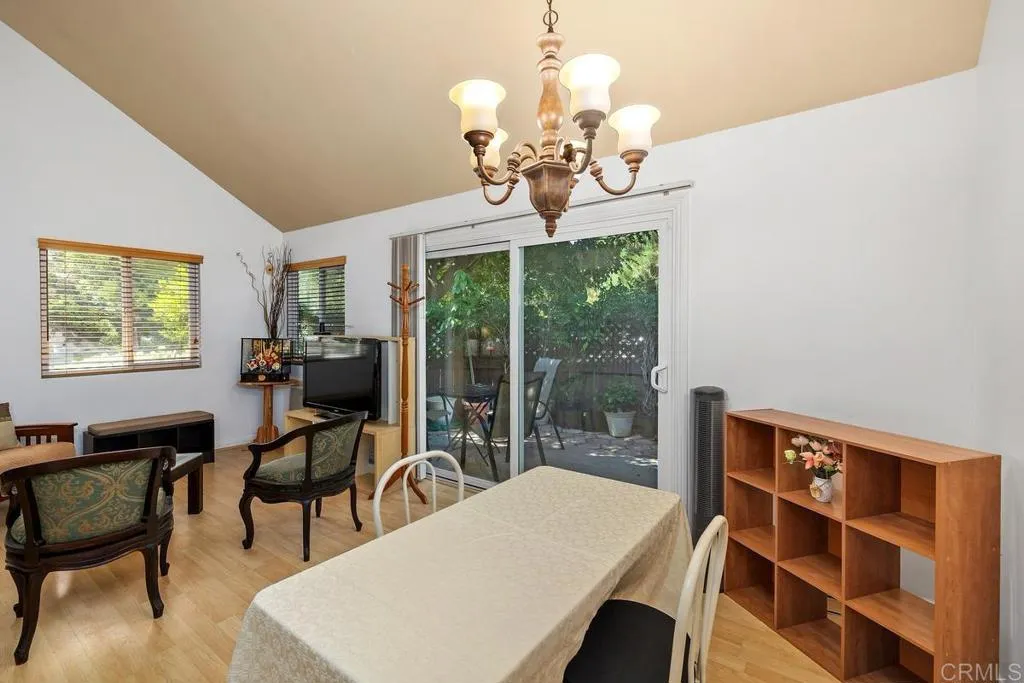 https://cdn.realtyfeed.com/cdn/127/306530812/3a16cffe3c64dc19bd43ef931e3525eb.webp