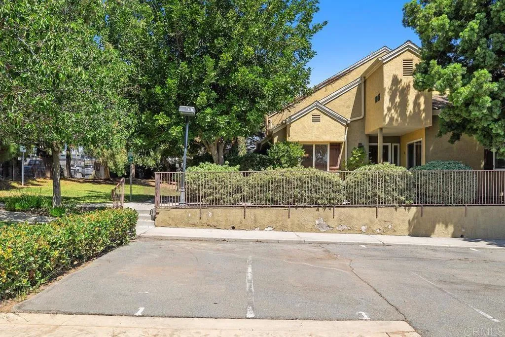https://cdn.realtyfeed.com/cdn/127/306530812/4c696961083e9e732f09cdda1c0c4df9.webp
