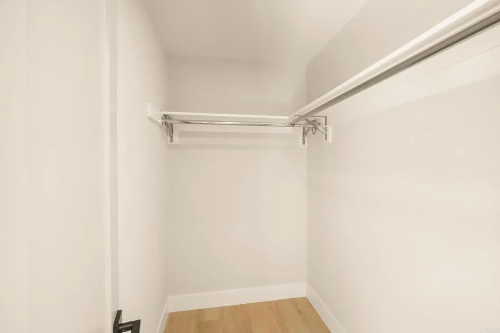 https://cdn.realtyfeed.com/cdn/127/306530815/e3fb7bd9d69b88d53af1a9ba642e3513.webp