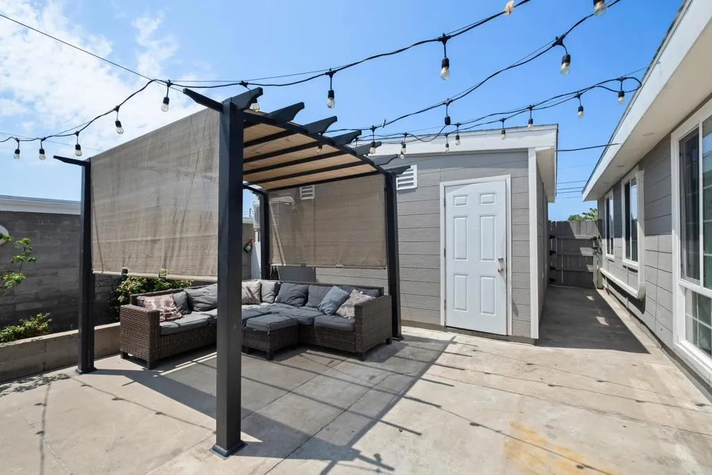 https://cdn.realtyfeed.com/cdn/127/306530817/4b1e39ad97dd064f273119bd11338398.webp