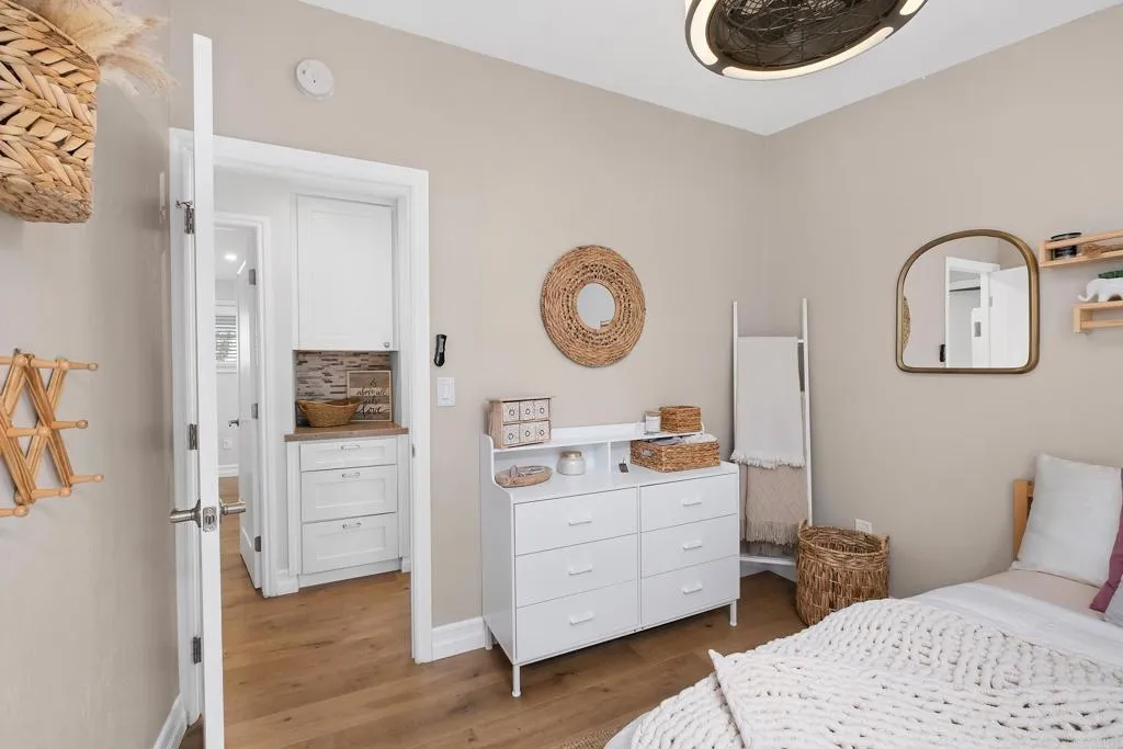 https://cdn.realtyfeed.com/cdn/127/306530817/b95d740c7e14e68269a2f076a0de15ab.webp
