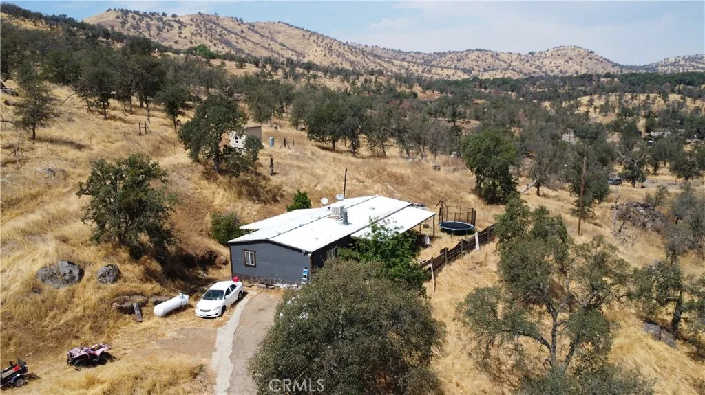 36423 Ennis Road, Squaw Valley, CA 93675 - Photo 5 of 13, Squaw Valley, CA