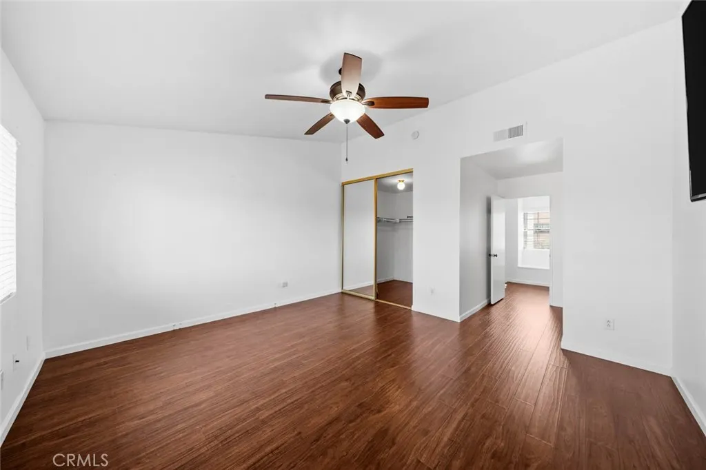 https://cdn.realtyfeed.com/cdn/127/306530895/26048450f8c0143e5107227b66a5b1e2.webp
