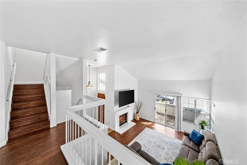 https://cdn.realtyfeed.com/cdn/127/306530895/5733b26f0b1dd6599772230d1a411704.webp