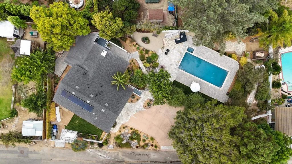 https://cdn.realtyfeed.com/cdn/127/306530897/cdec6c90fd9efdaf0c7beba26299ac95.webp