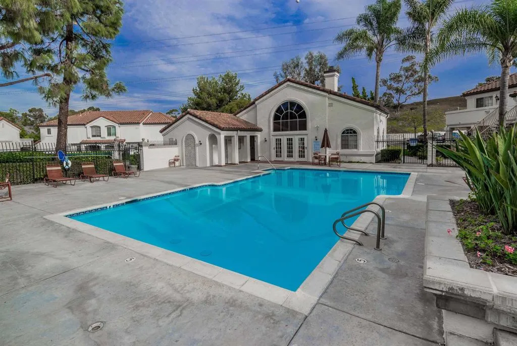Photo #34: PTP2506585 Listing: Photo #34