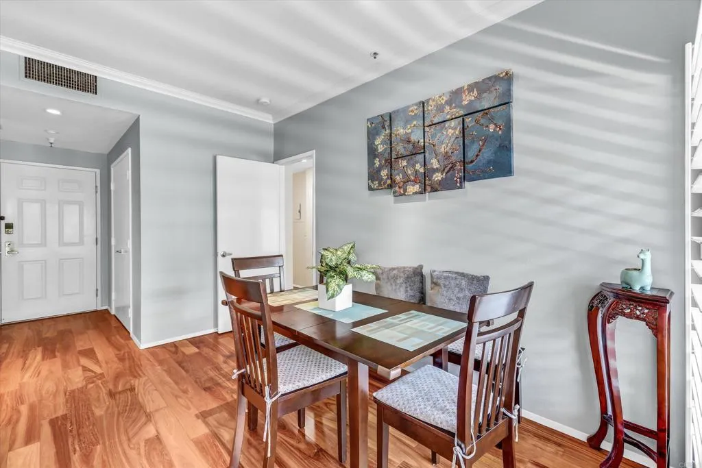 https://cdn.realtyfeed.com/cdn/127/306530913/26b745e9ce1bce7ecda484bbed42c659.webp