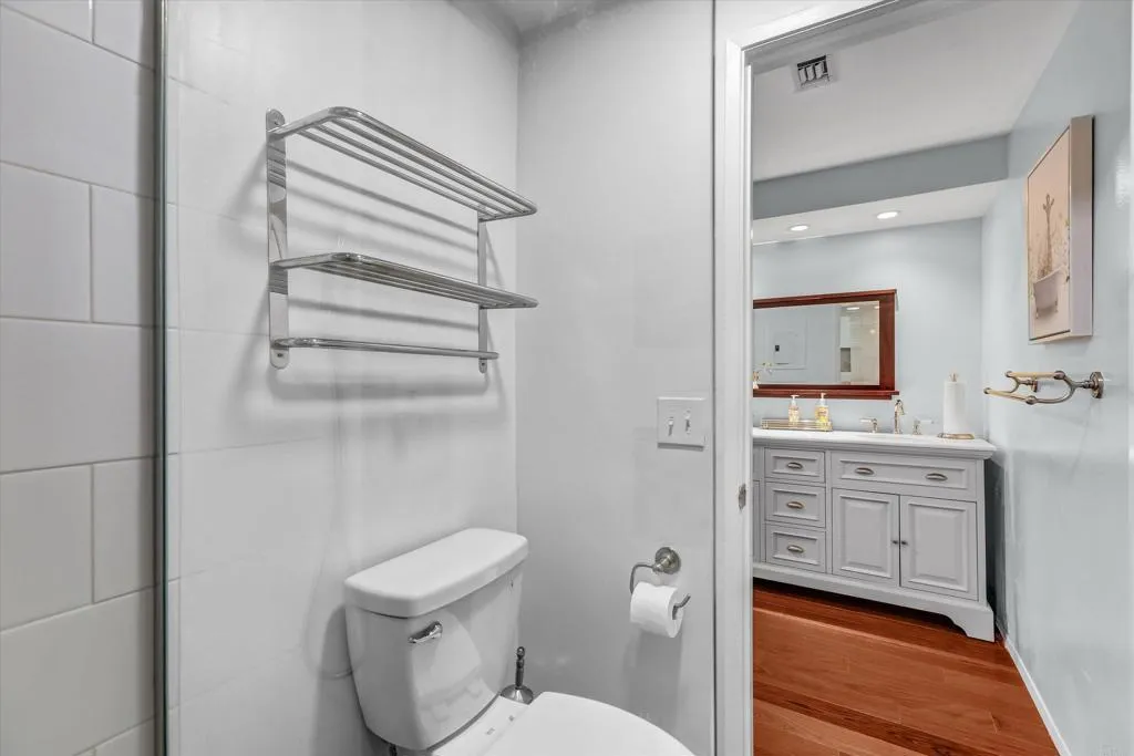 https://cdn.realtyfeed.com/cdn/127/306530913/6df8bf850ce58e2c3120d926ea873ad9.webp