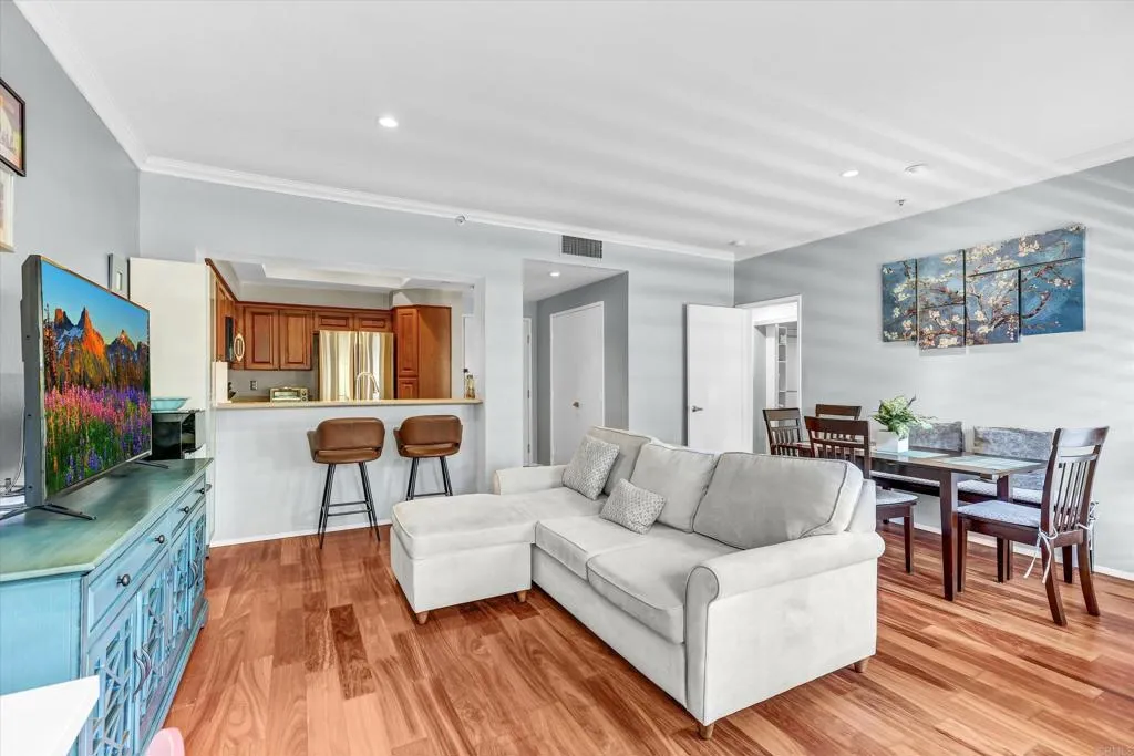 https://cdn.realtyfeed.com/cdn/127/306530913/9d5a6d841a825ffbc0d5777bee6494df.webp