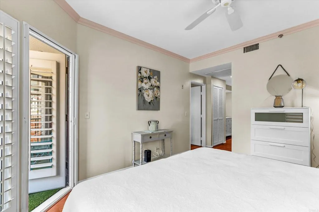 https://cdn.realtyfeed.com/cdn/127/306530913/fdc4fc779916704ab07128c64ccede53.webp