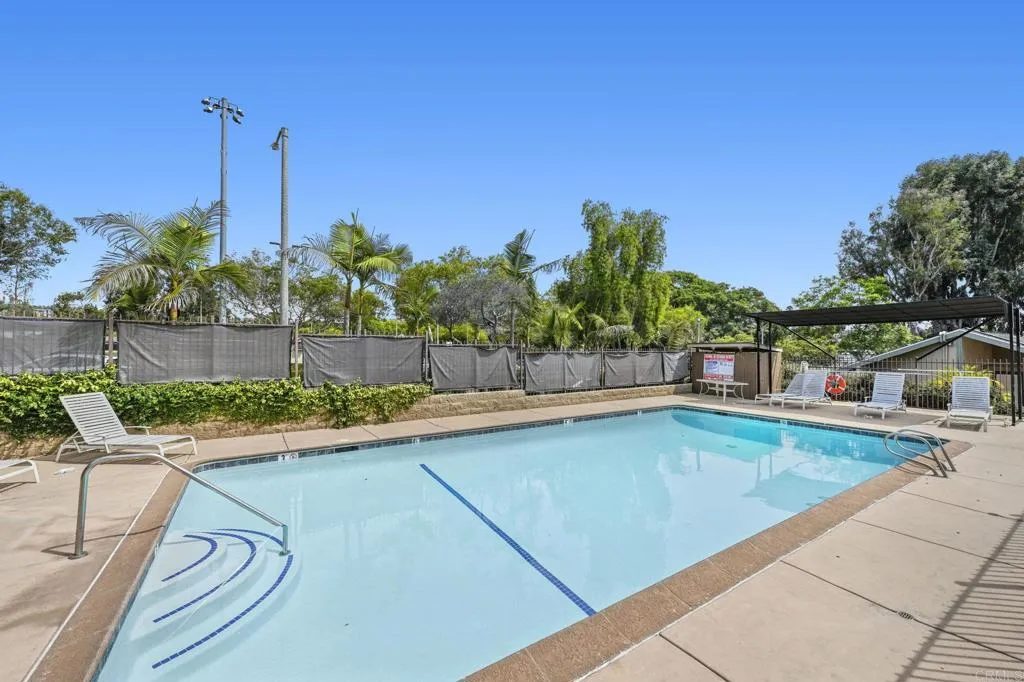 https://cdn.realtyfeed.com/cdn/127/306530940/86b2be550d77c23bb9d90e3a7fa2ad12.webp