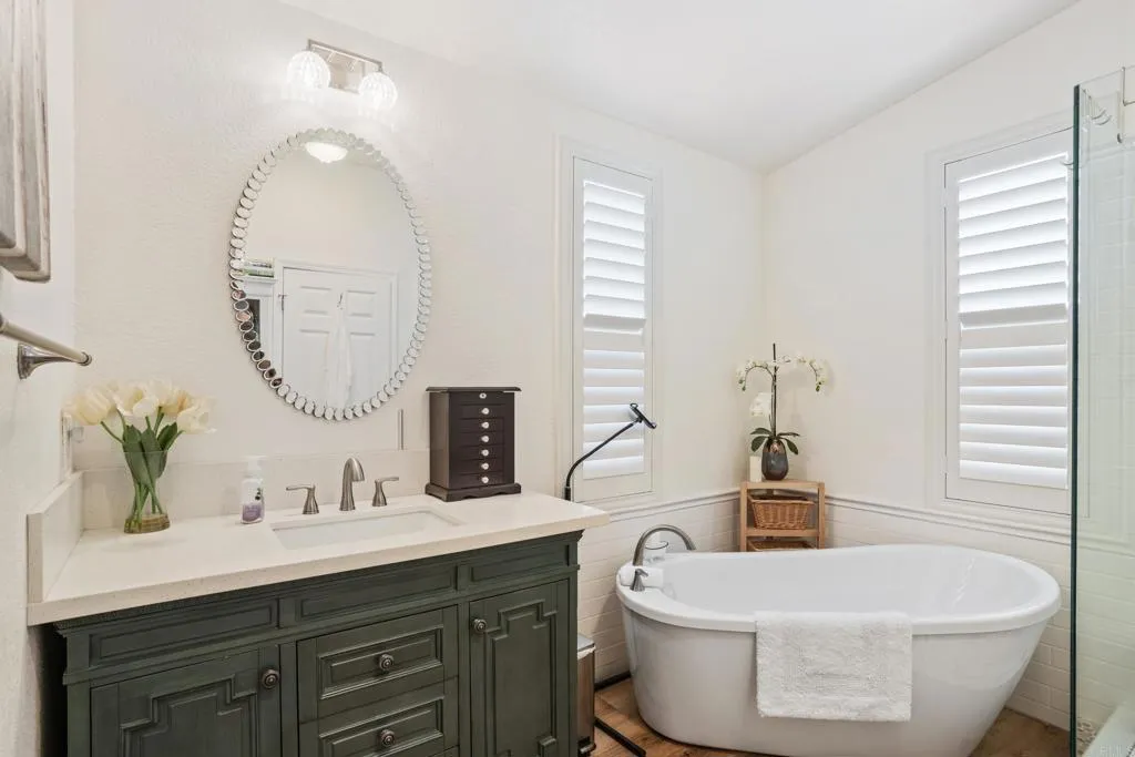 https://cdn.realtyfeed.com/cdn/127/306530955/0e8b1d405f3ec9cf351f894b69ffc40c.webp