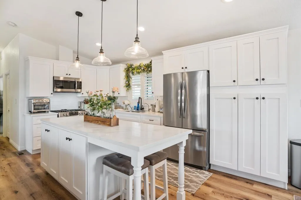 https://cdn.realtyfeed.com/cdn/127/306530955/d4c1df42668a38bdb67e7b7e0f6c72b7.webp