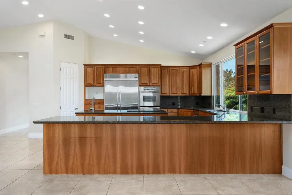 https://cdn.realtyfeed.com/cdn/127/306530998/199f46d2b256c41d71ae0d5cd5d85fc7.webp