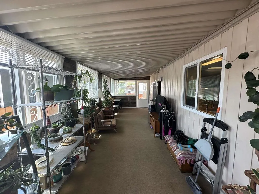 https://cdn.realtyfeed.com/cdn/127/306531005/0986b2325da64c331a7d3be2c20e5ffe.webp