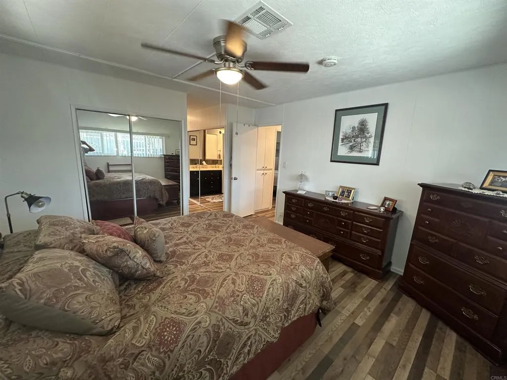 https://cdn.realtyfeed.com/cdn/127/306531005/14866861cc4c4c1044054d3c730ab5e7.webp