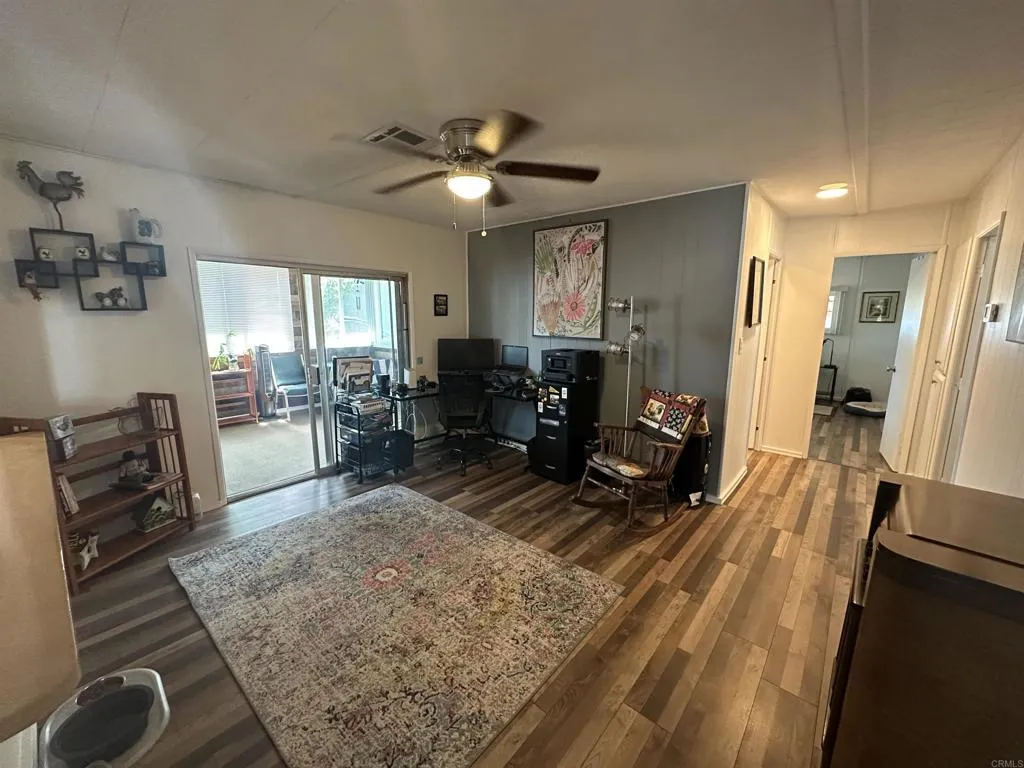 https://cdn.realtyfeed.com/cdn/127/306531005/4f9af31609e69949b4a0b13cbf81cedd.webp