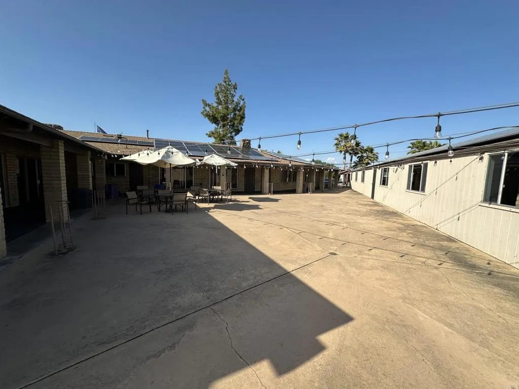 https://cdn.realtyfeed.com/cdn/127/306531005/c4a6201c2cc8c1bb5009771e29f8f936.webp
