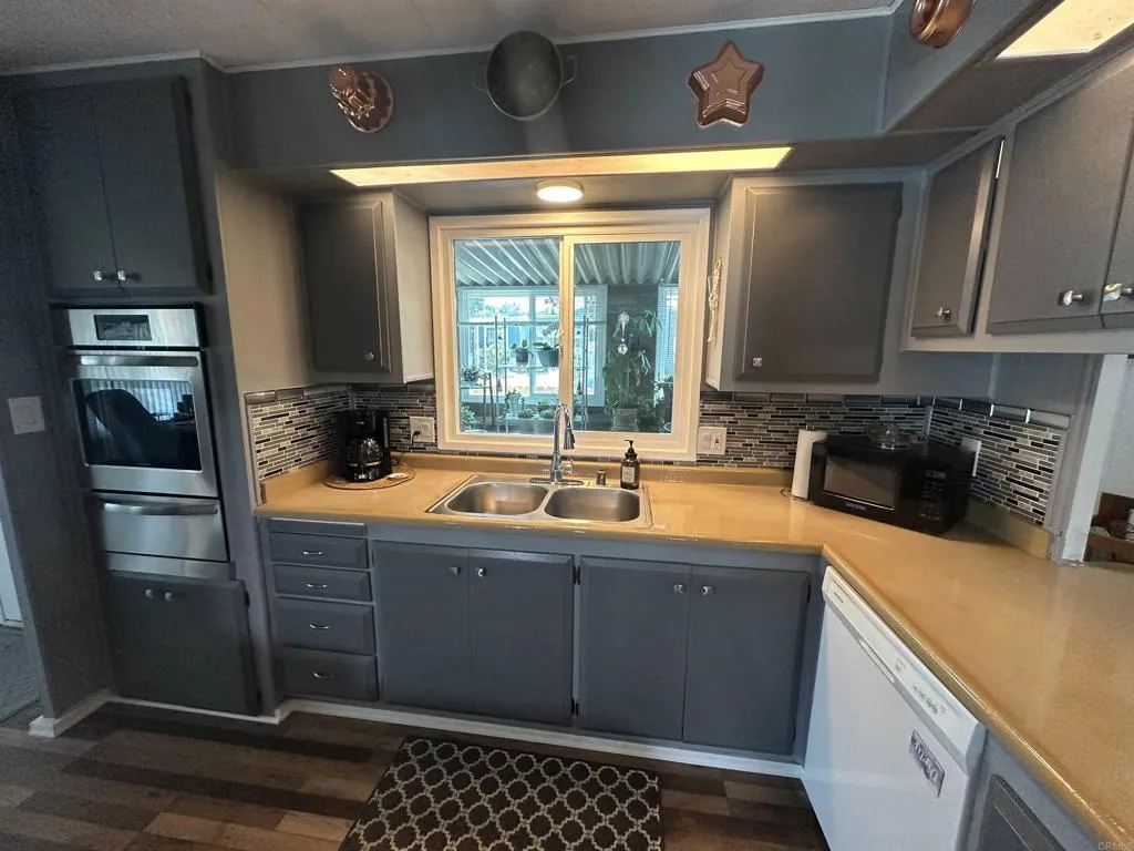 https://cdn.realtyfeed.com/cdn/127/306531005/d6927f5e21a0c858d5582776f838e5f8.webp