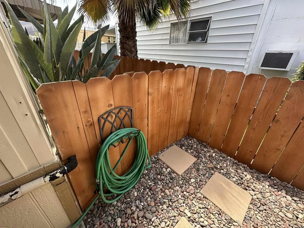 https://cdn.realtyfeed.com/cdn/127/306531005/ea8a57b34bf08453a3c03dedc338b960.webp